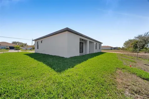 1320 NE 20th Street Cape Coral FL 33909