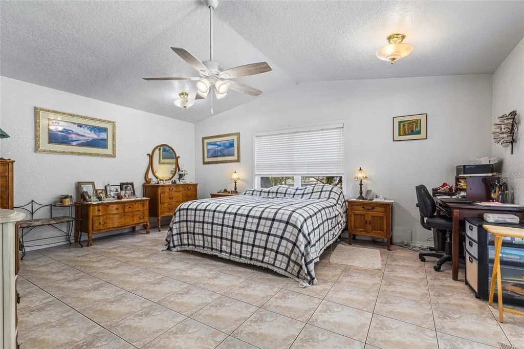 17877 Phil C Peters Road Winter Garden FL 34787