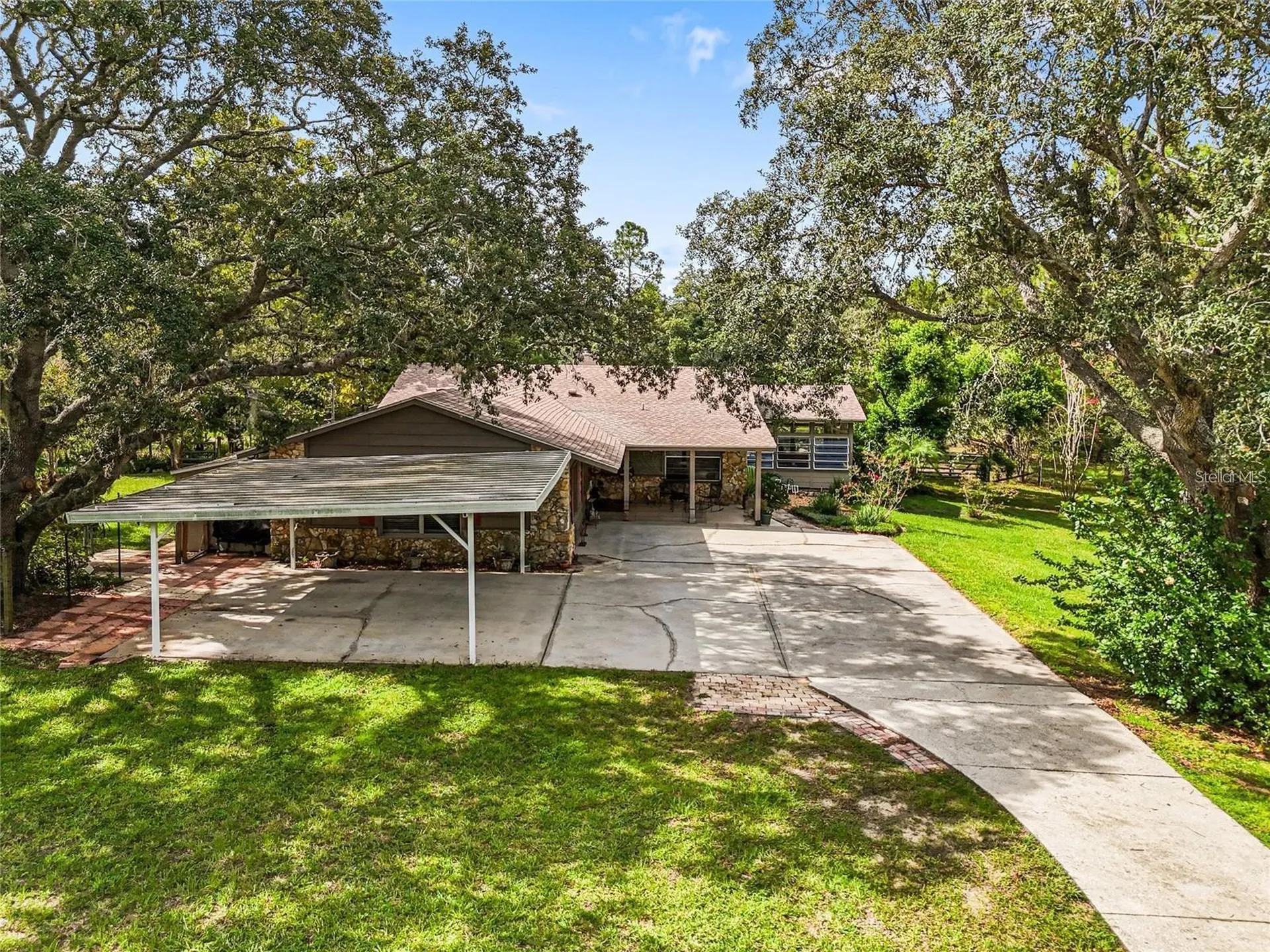 17877 Phil C Peters Road Winter Garden FL 34787