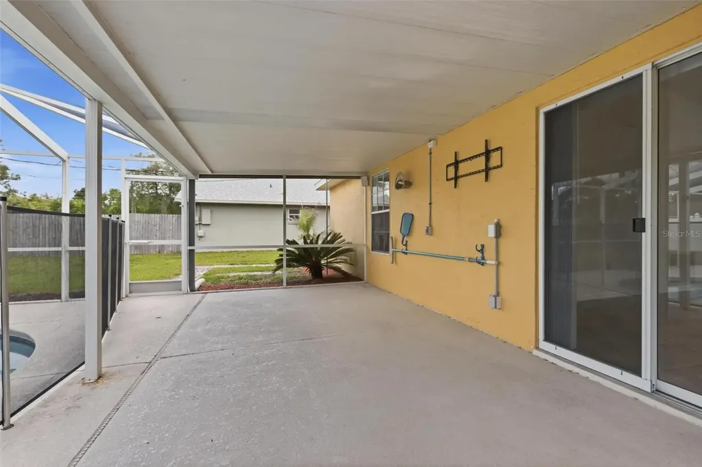 2777 W Covington Drive Deltona FL 32738