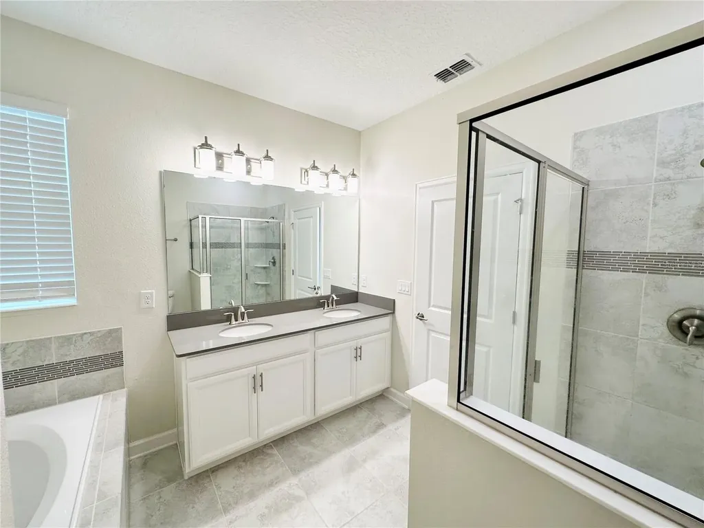 11823 Charades Street Orlando FL 32832