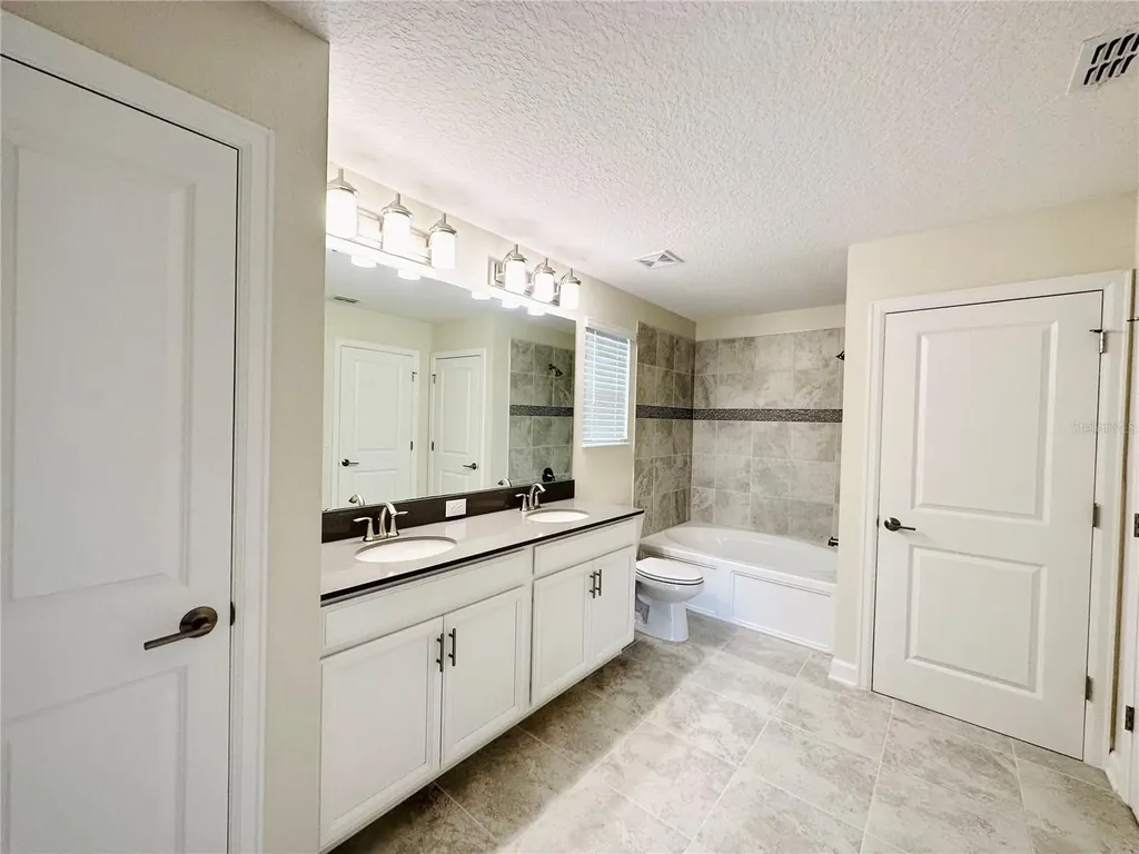 11823 Charades Street Orlando FL 32832