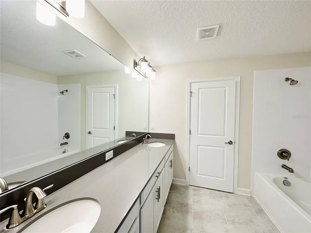 11823 Charades Street Orlando FL 32832
