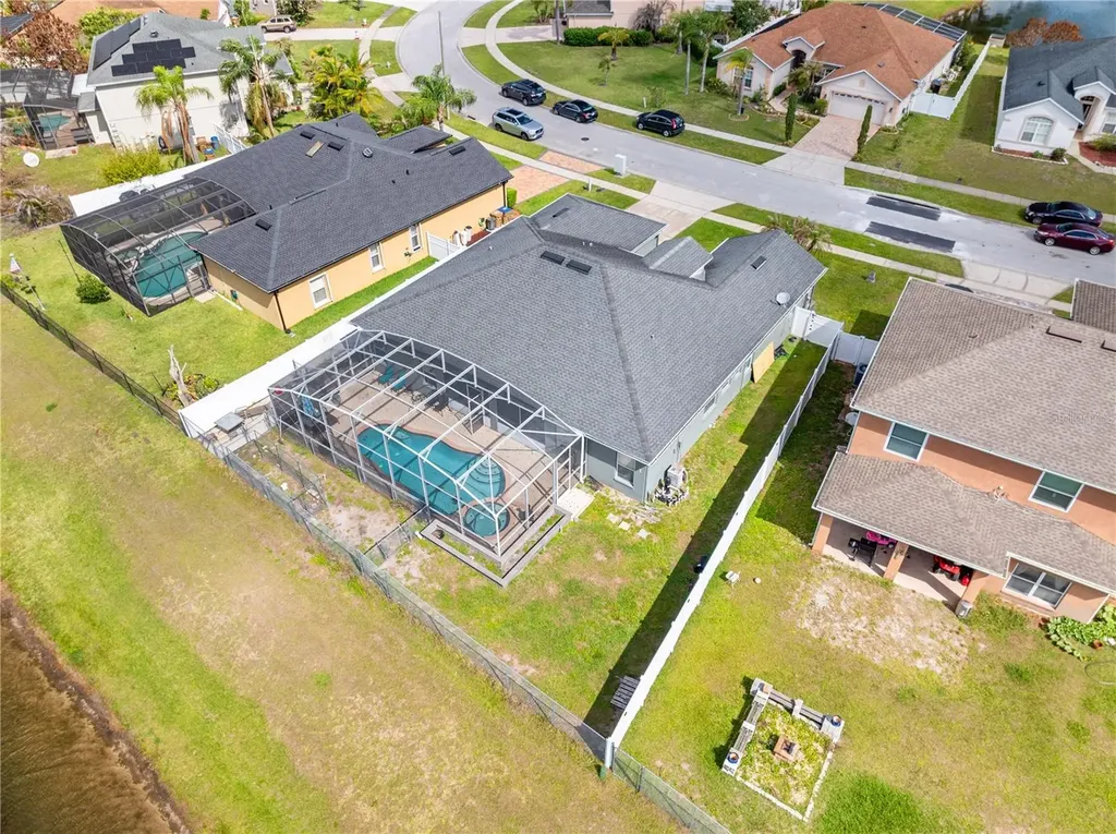 442 Tamarind Parke Lane Kissimmee FL 34758