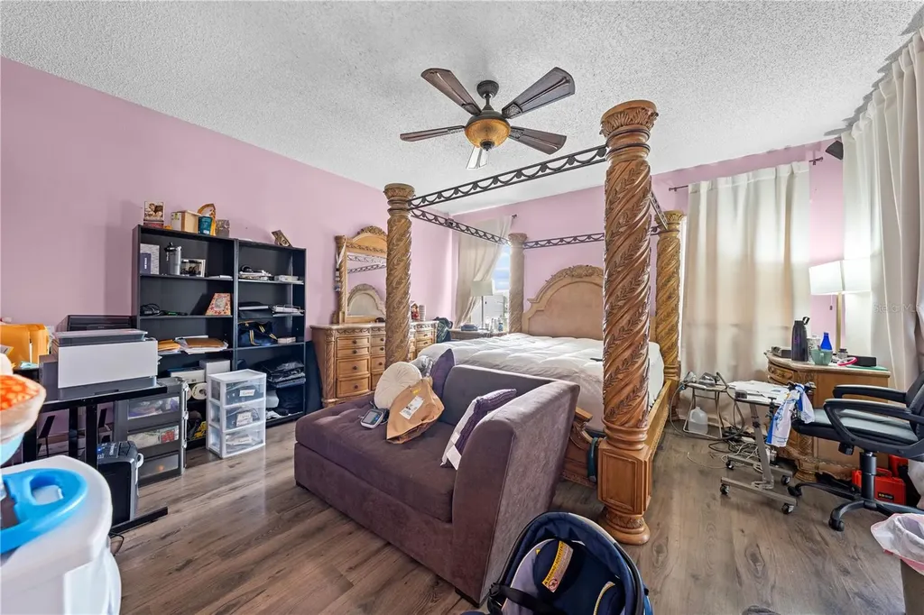 442 Tamarind Parke Lane Kissimmee FL 34758