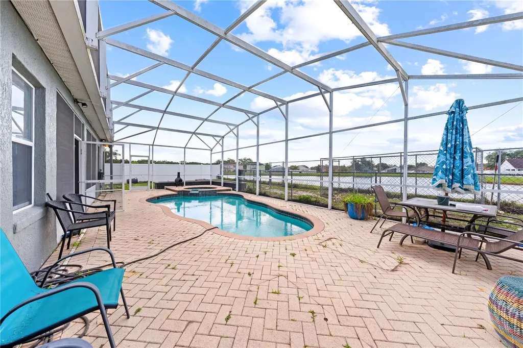 442 Tamarind Parke Lane Kissimmee FL 34758