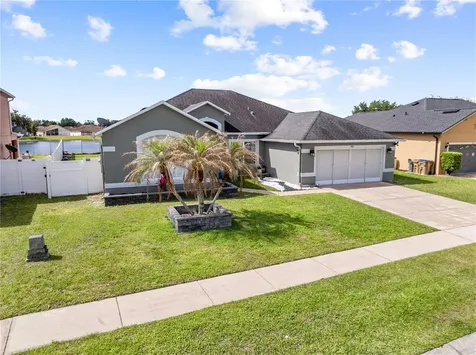 442 Tamarind Parke Lane Kissimmee FL 34758