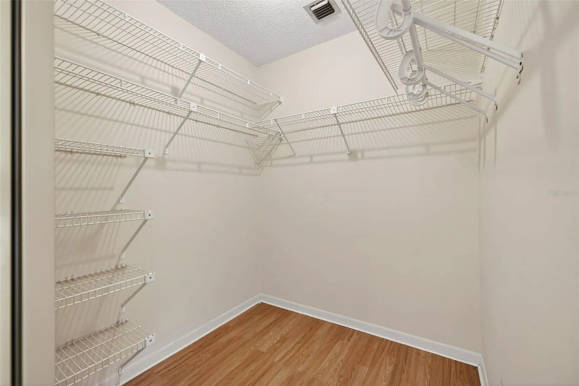 1345 Daffodil Place Dunedin FL 34698