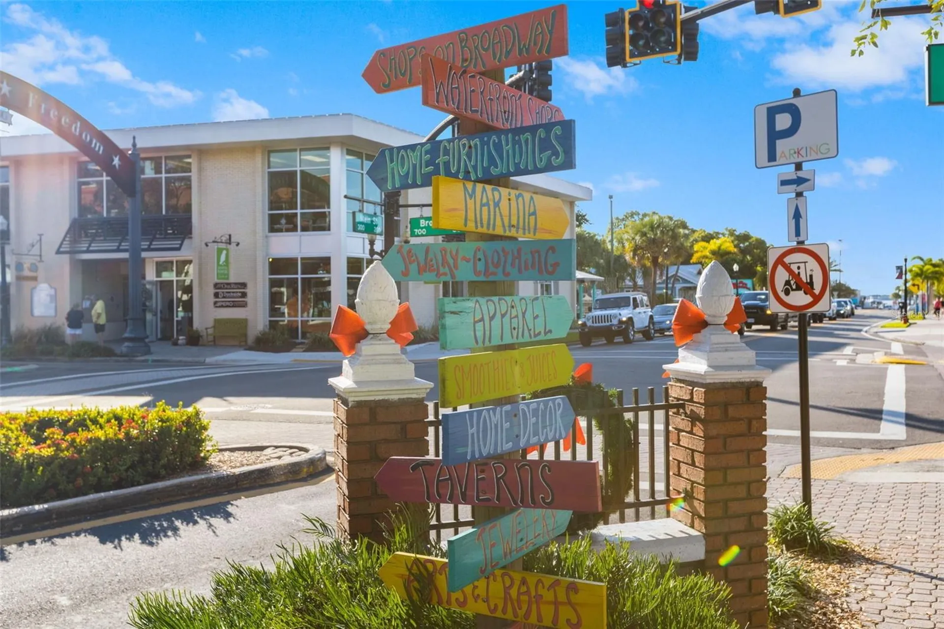 1345 Daffodil Place Dunedin FL 34698