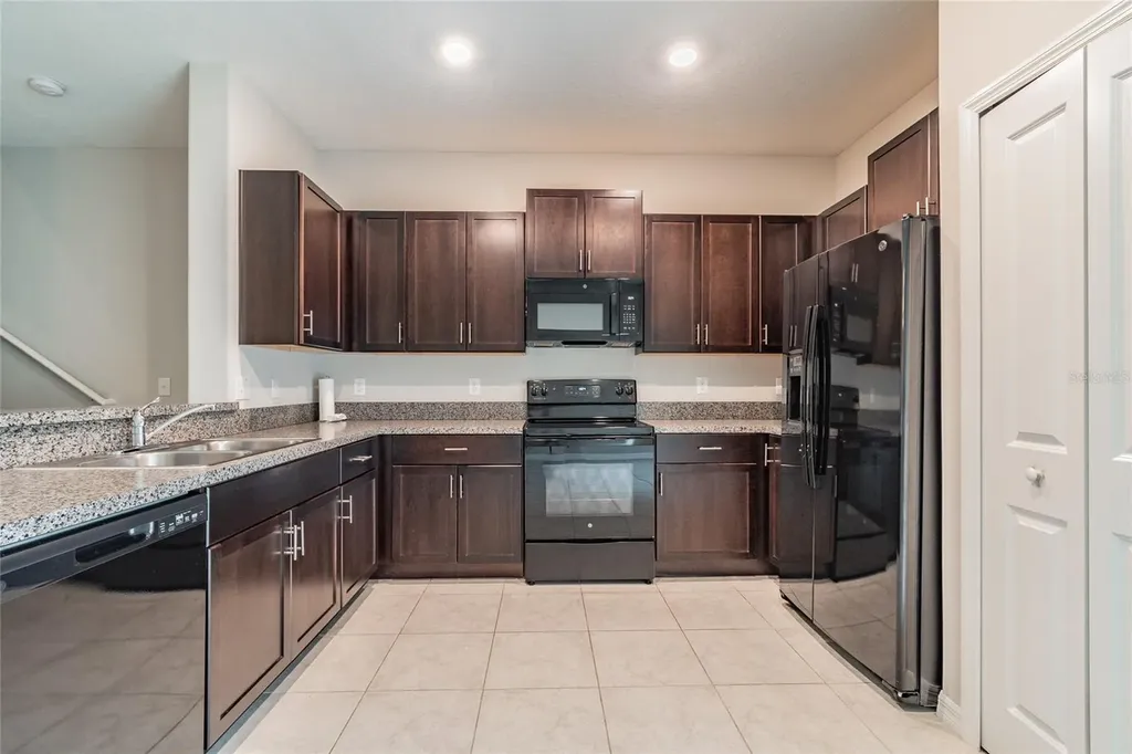 7221 Sweet Alyssum Court Tampa FL 33619