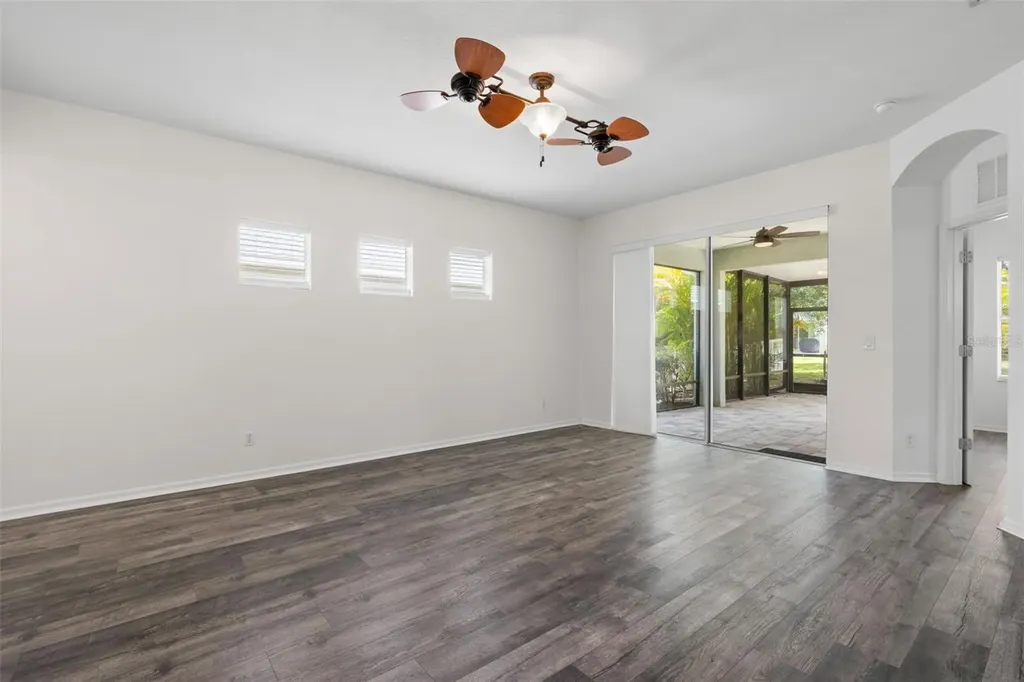 4919 Boston Common Glen Bradenton FL 34211