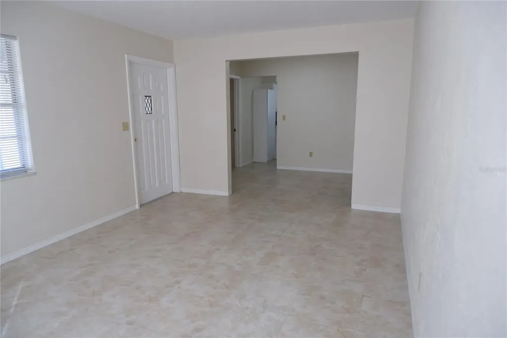 8056 30th Avenue N St Petersburg FL 33710