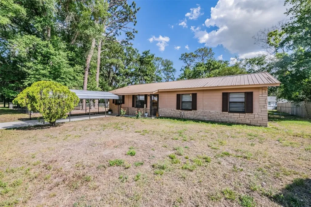 39048 Blue Jay Avenue Zephyrhills FL 33542