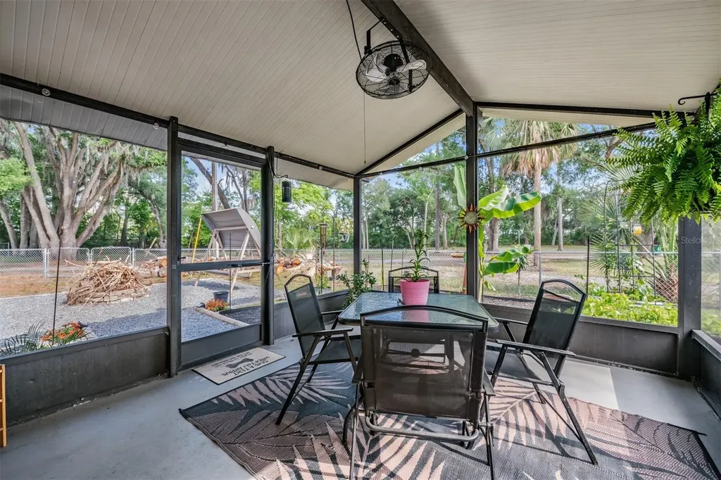 39048 Blue Jay Avenue Zephyrhills FL 33542
