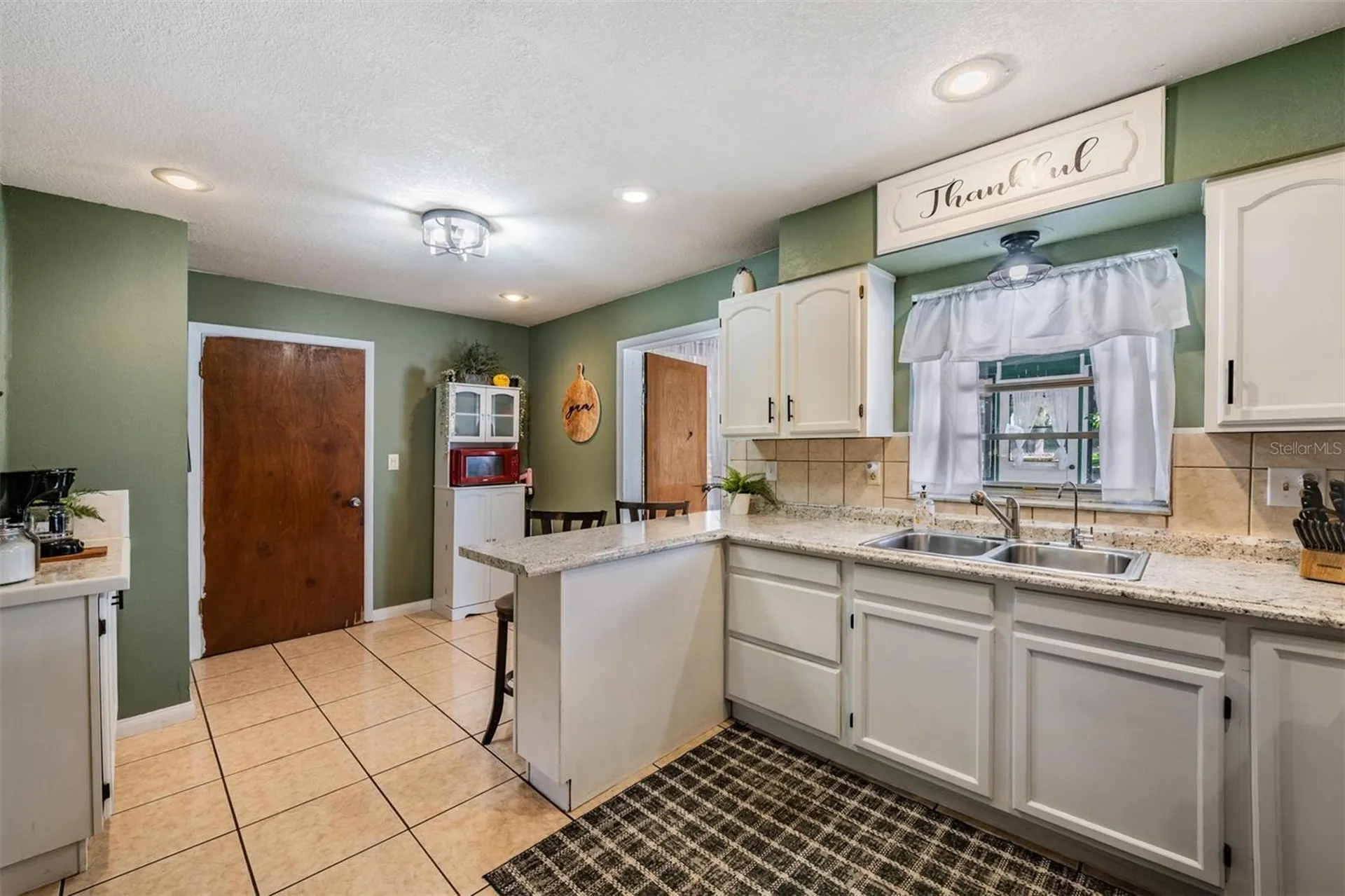 39048 Blue Jay Avenue Zephyrhills FL 33542