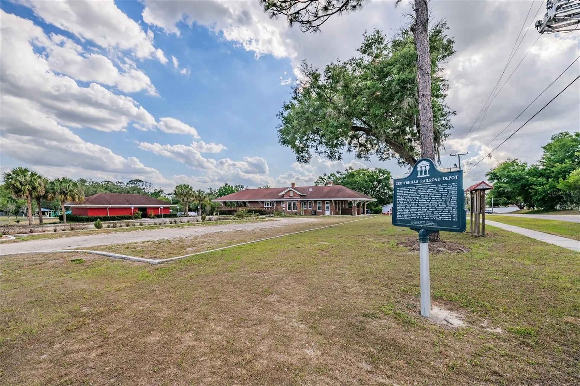 39048 Blue Jay Avenue Zephyrhills FL 33542