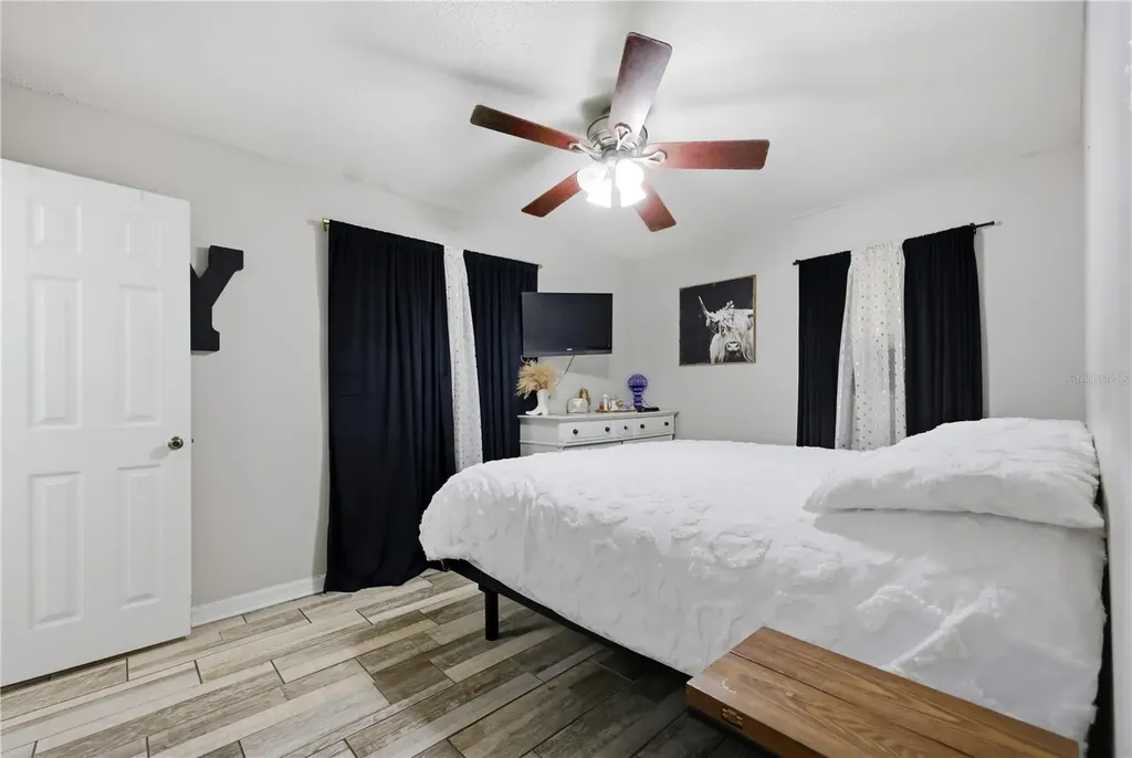 786 E Warren Avenue Longwood FL 32750