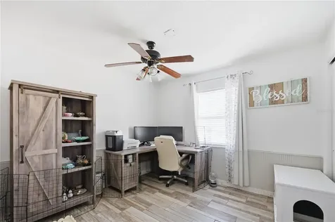 786 E Warren Avenue Longwood FL 32750