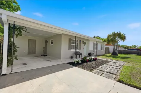 786 E Warren Avenue Longwood FL 32750