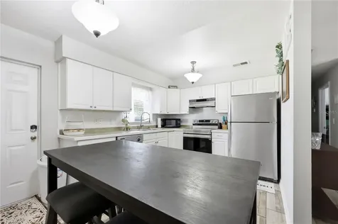 786 E Warren Avenue Longwood FL 32750