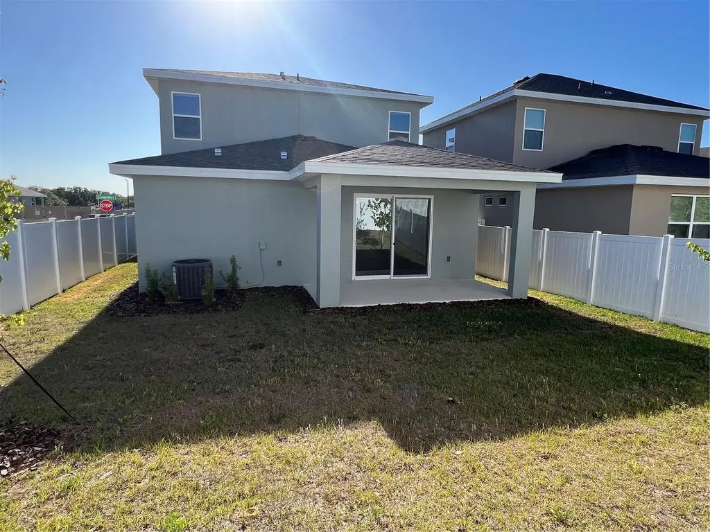 2319 Juniper Berry Avenue Minneola FL 34715