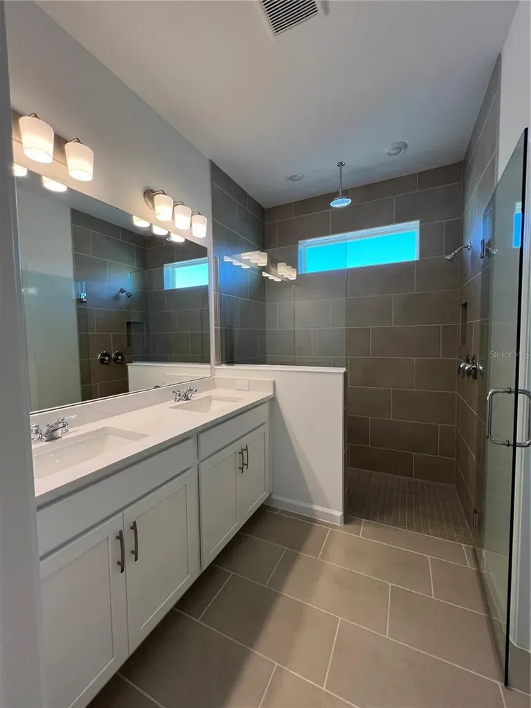 2319 Juniper Berry Avenue Minneola FL 34715