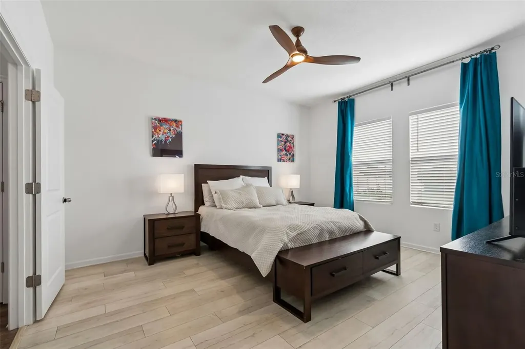 705 Garden Oaks Square Seffner FL 33584