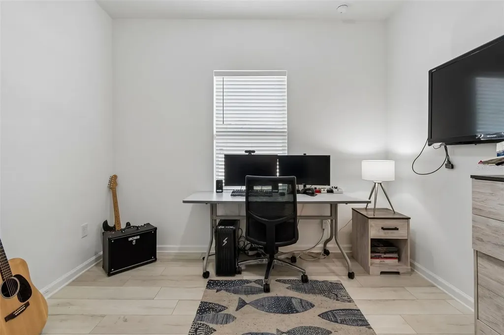 705 Garden Oaks Square Seffner FL 33584