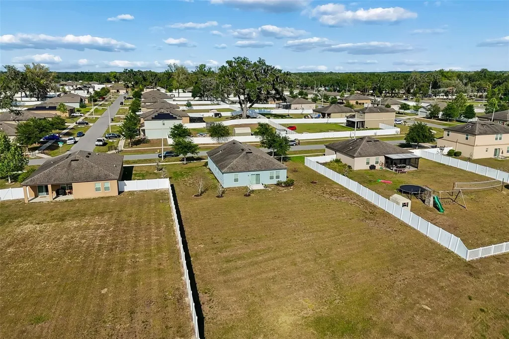 705 Garden Oaks Square Seffner FL 33584