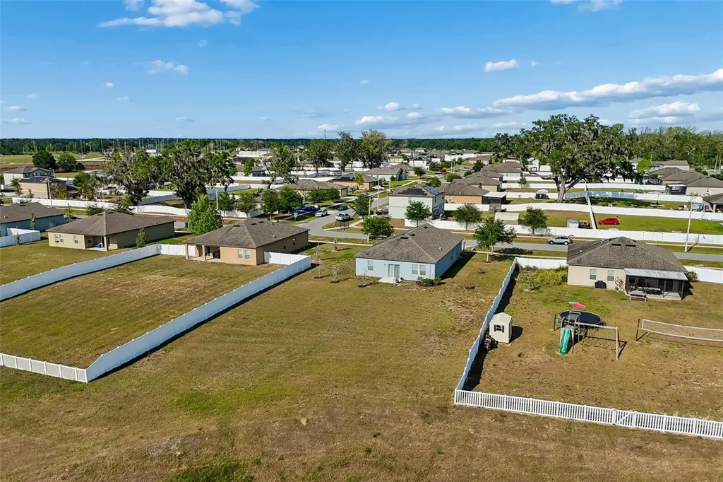705 Garden Oaks Square Seffner FL 33584