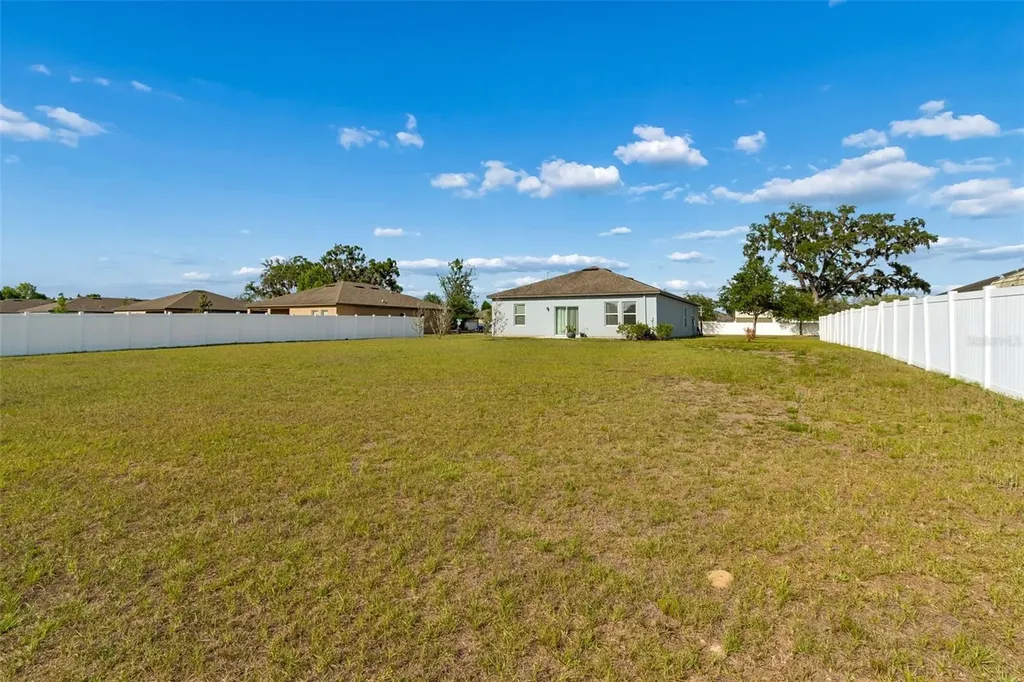 705 Garden Oaks Square Seffner FL 33584