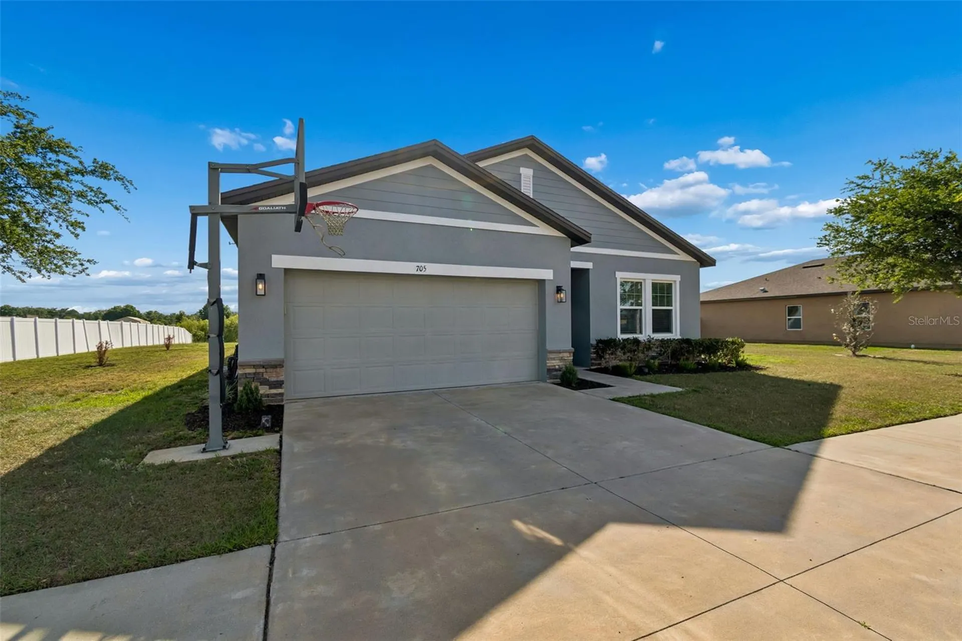 705 Garden Oaks Square Seffner FL 33584