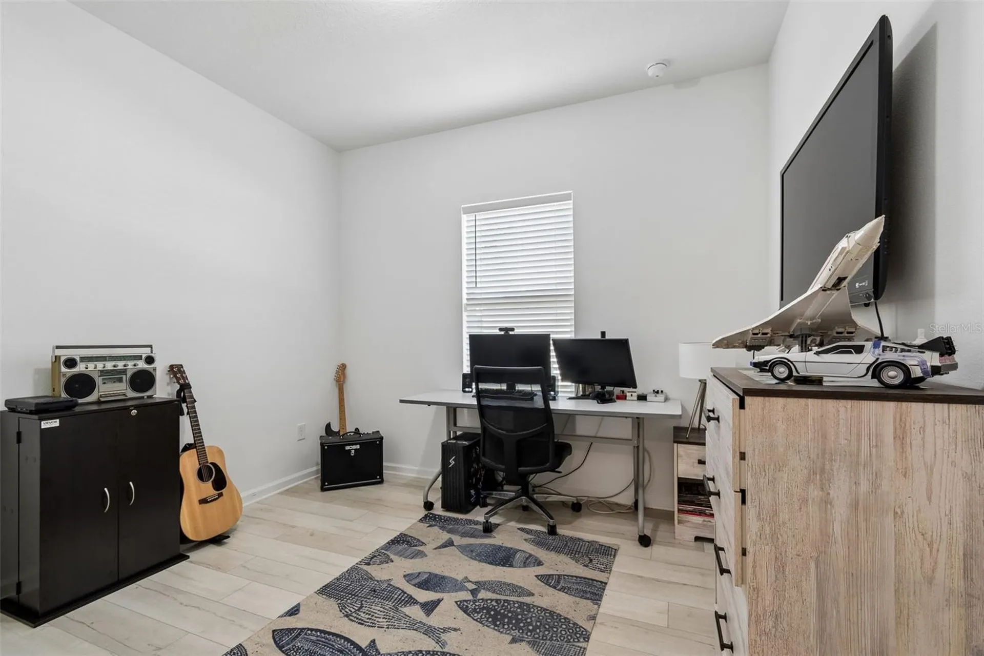 705 Garden Oaks Square Seffner FL 33584