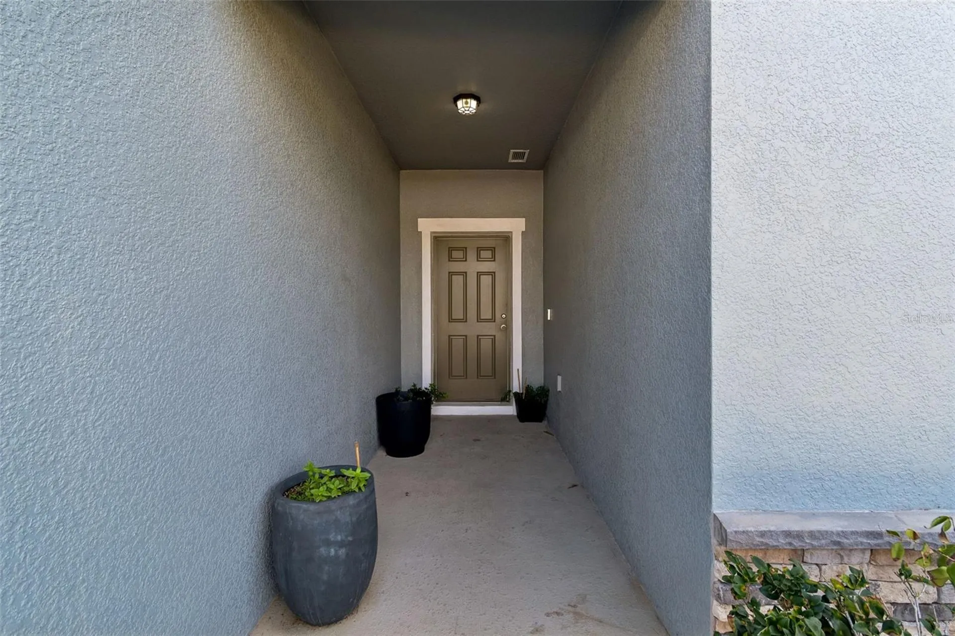 705 Garden Oaks Square Seffner FL 33584