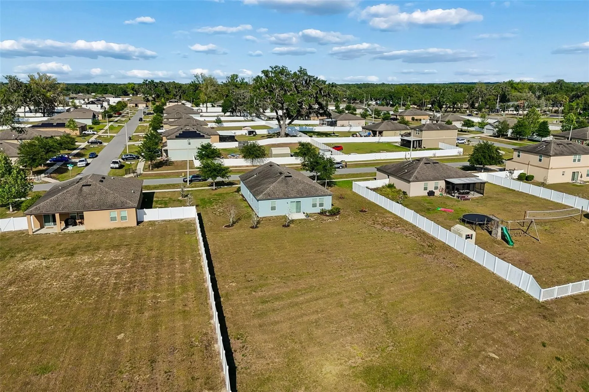 705 Garden Oaks Square Seffner FL 33584