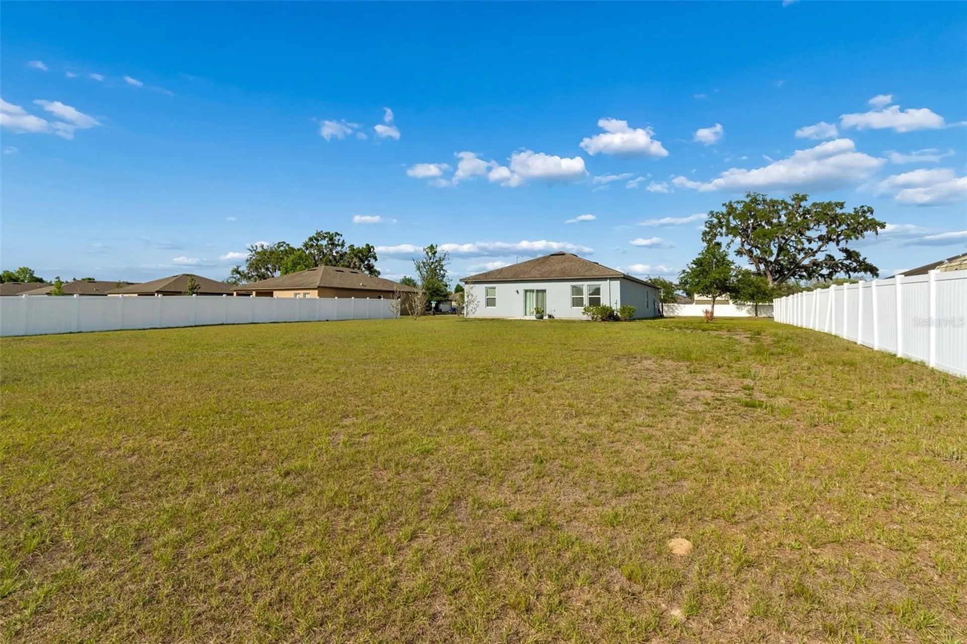 705 Garden Oaks Square Seffner FL 33584