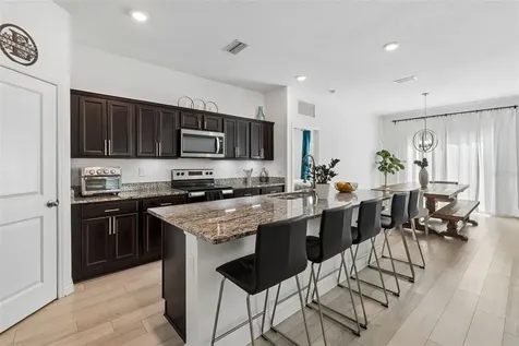 705 Garden Oaks Square Seffner FL 33584