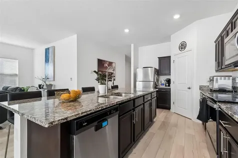 705 Garden Oaks Square Seffner FL 33584