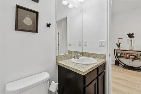 705 Garden Oaks Square Seffner FL 33584