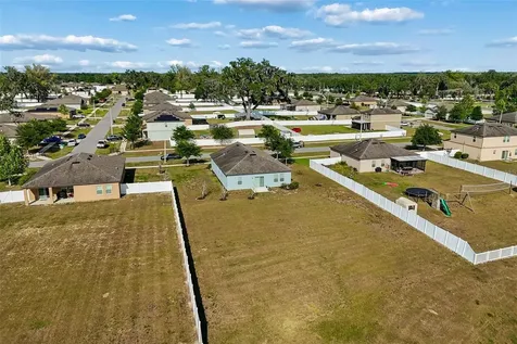 705 Garden Oaks Square Seffner FL 33584