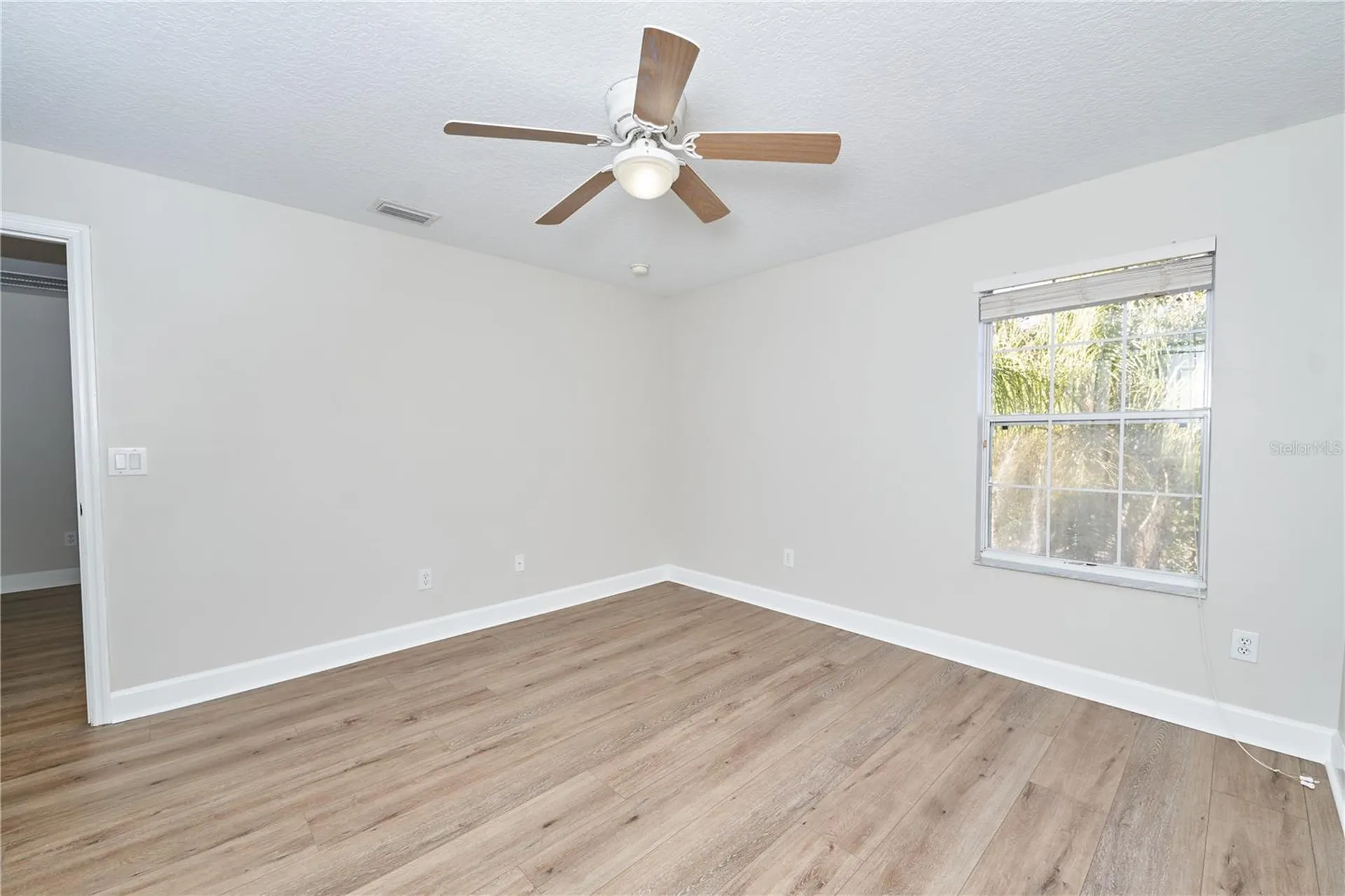 23903 Sardinia Drive Sorrento FL 32776