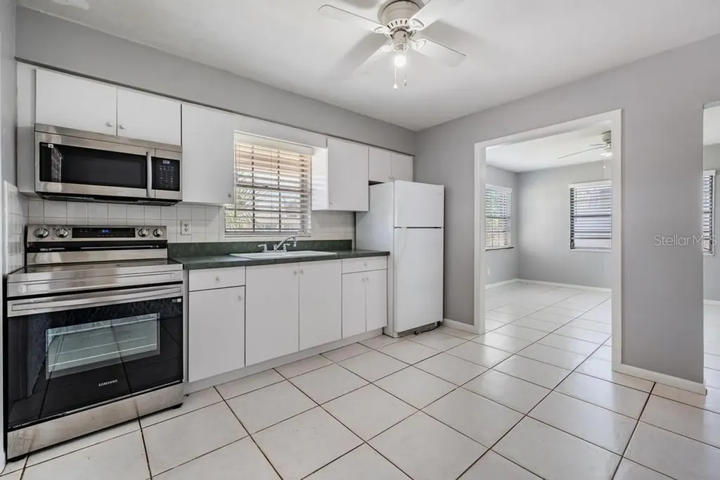 2709 W Abdella Street Tampa FL 33607