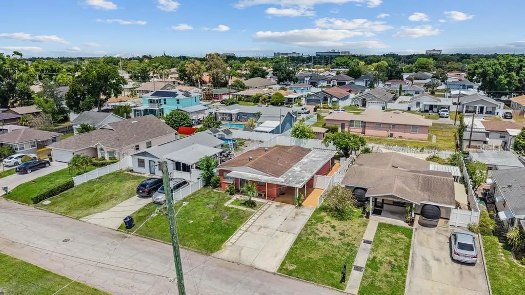 2709 W Abdella Street Tampa FL 33607