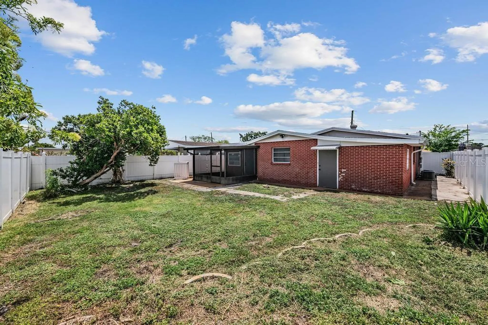 2709 W Abdella Street Tampa FL 33607
