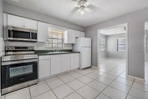 2709 W Abdella Street Tampa FL 33607