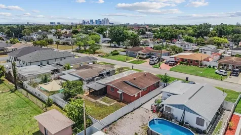 2709 W Abdella Street Tampa FL 33607