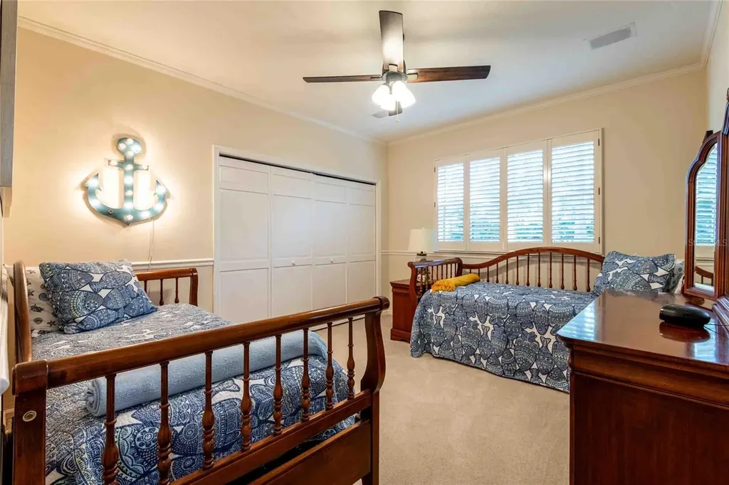 6605 Stonington Drive N Tampa FL 33647