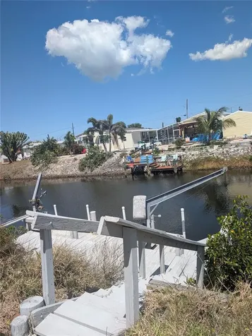 1273 Kingfisher Drive Englewood FL 34224