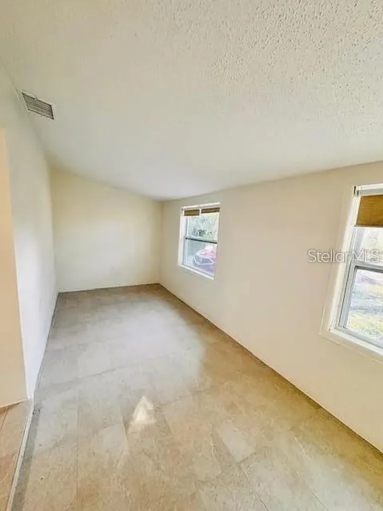209 W Emily Street Tampa FL 33603