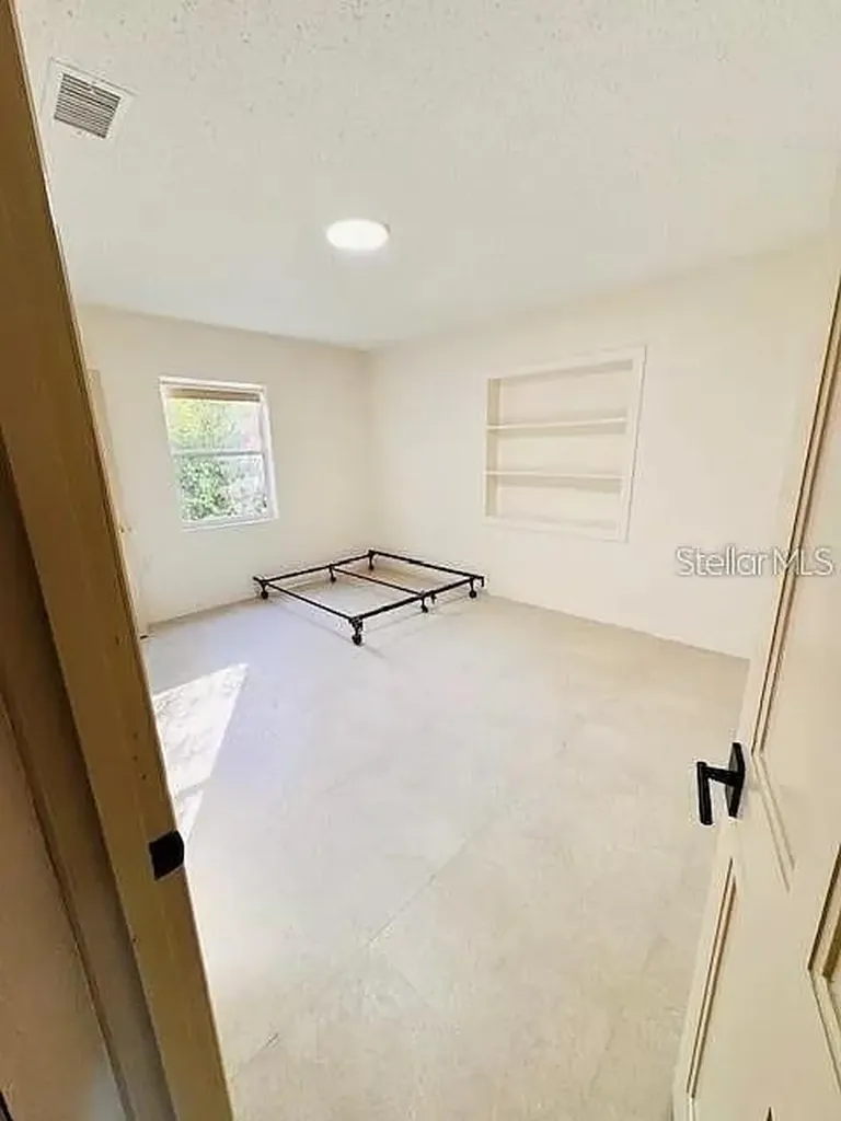 209 W Emily Street Tampa FL 33603